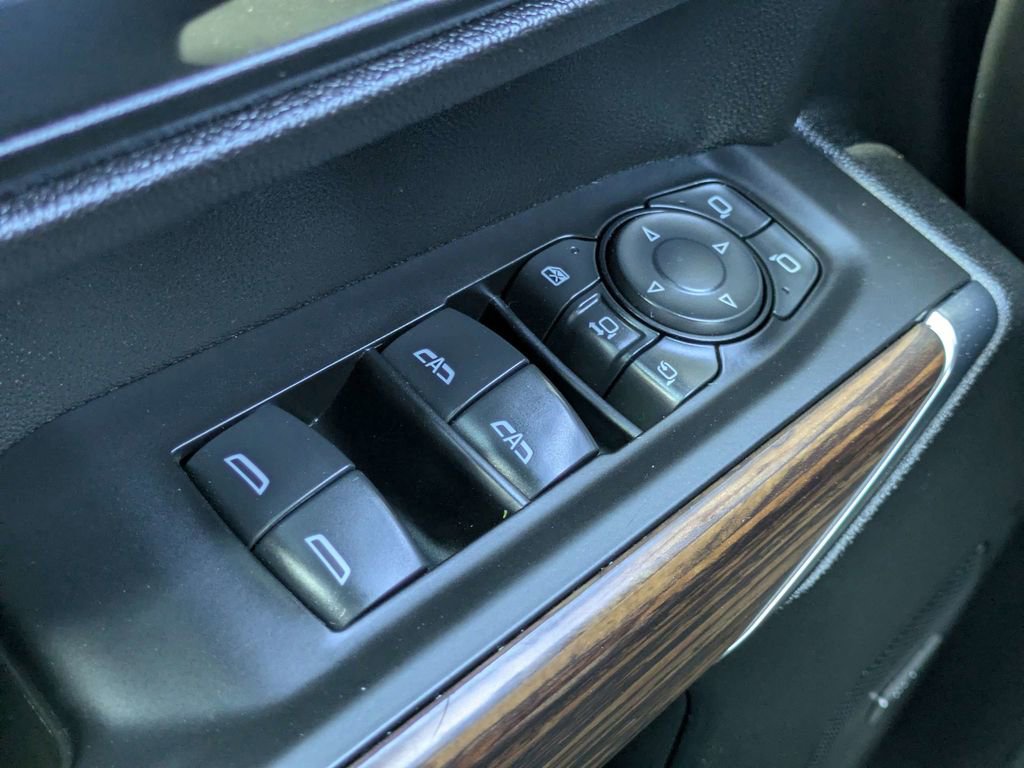 Used 2021 Chevrolet Silverado 2500 High Country w/ Z71 Off-Road Package image 24