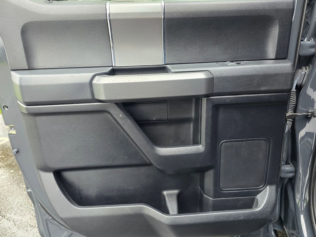 Used 2016 Ford F150 XLT w/ Equipment Group 302A Luxury image 25