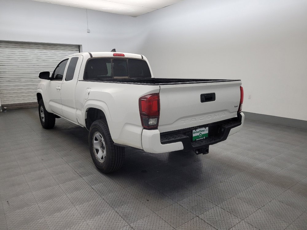 Used 2022 Toyota Tacoma SR RWD image 5