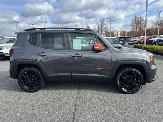 Used 2020 Jeep Renegade Latitude image 4