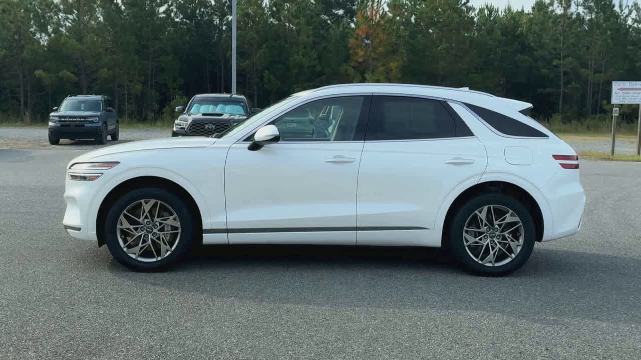 Used 2025 Genesis GV70 2.5T AWD/4WD image 5