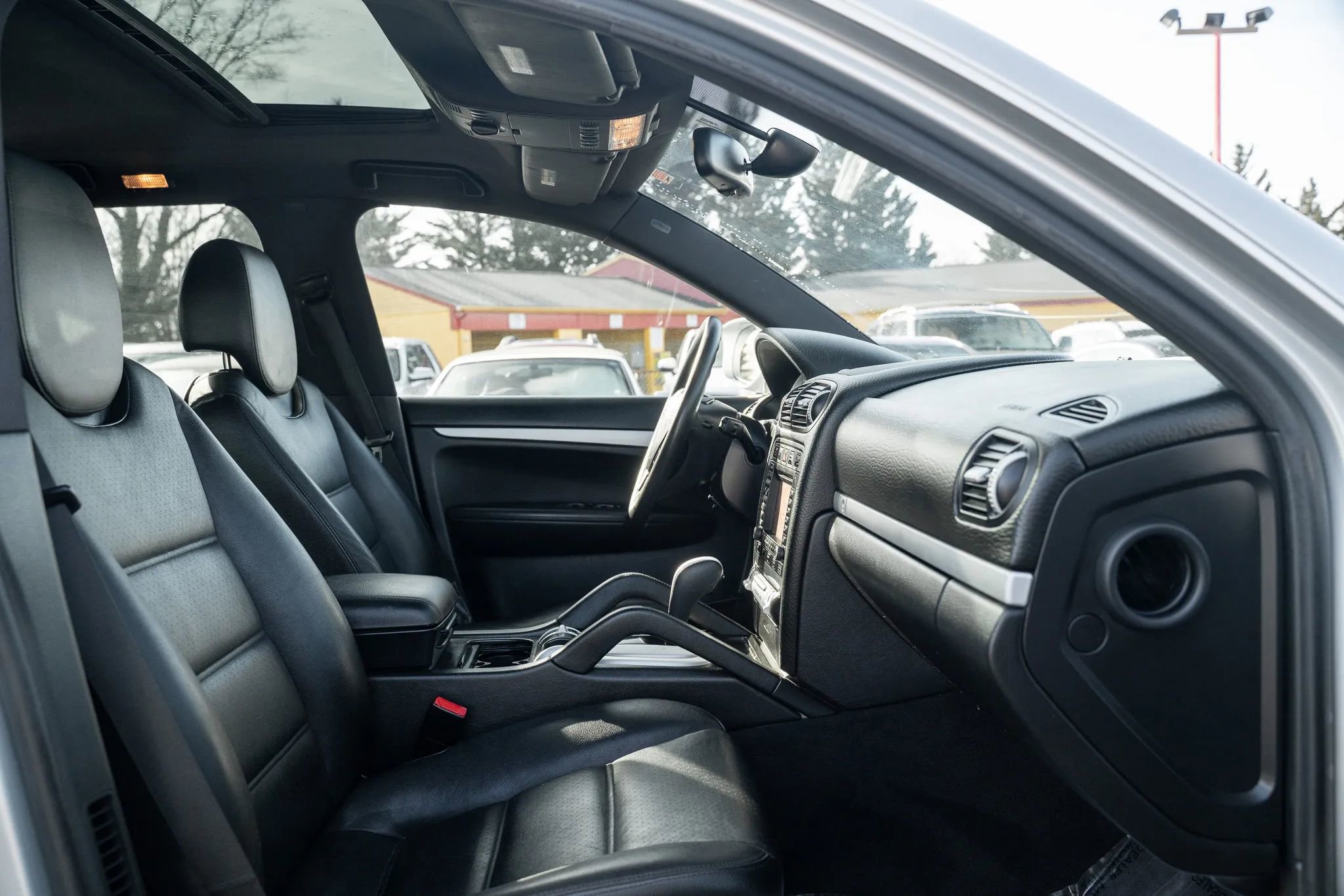 Used 2008 Porsche Cayenne S image 12