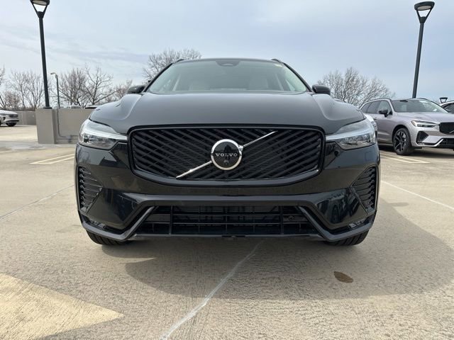 New 2026 Volvo XC60 B5 Ultra w/ Climate Package image 2
