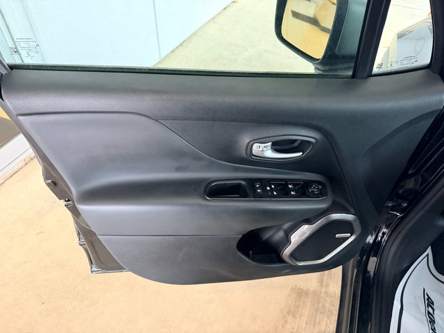 Used 2021 Jeep Renegade Limited w/ Sun & Sound Group AWD/4WD image 16