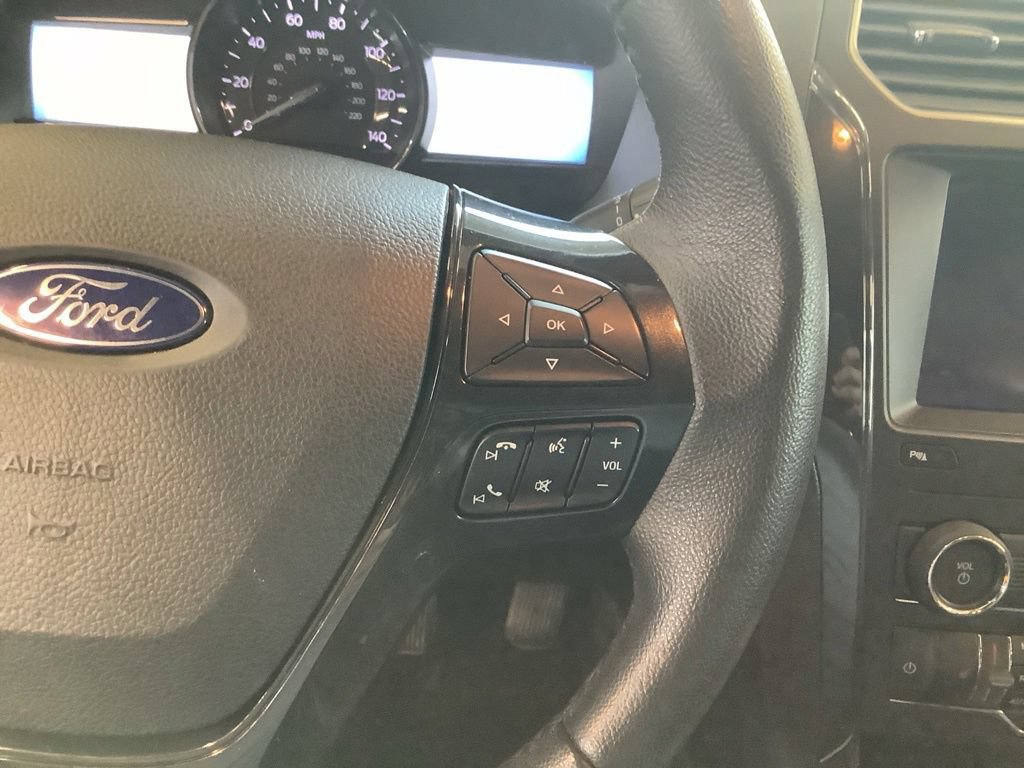 Used 2019 Ford Explorer XLT w/ Equipment Group 202A AWD/4WD image 15