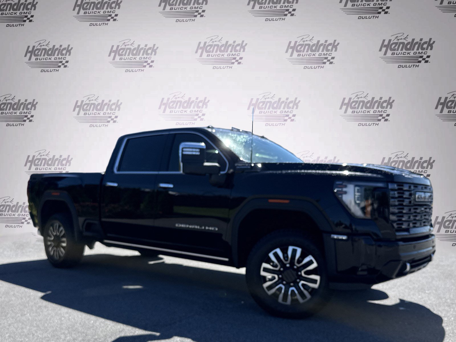New 2026 GMC Sierra 2500 Denali Ultimate AWD/4WD image 2