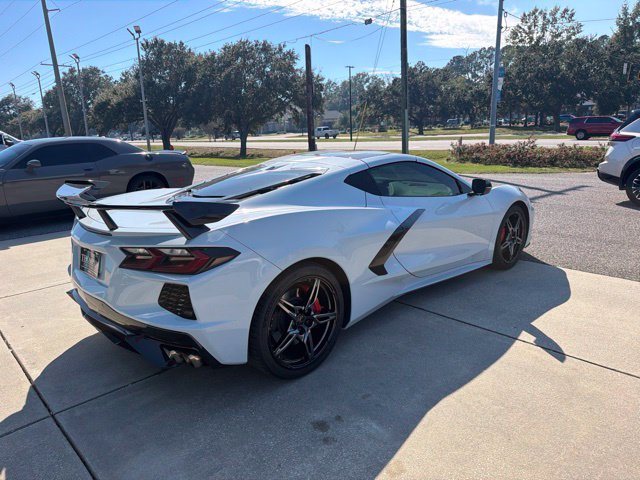 Used 2021 Chevrolet Corvette Stingray Premium Cpe w/ Z51 Performance Package RWD image 5