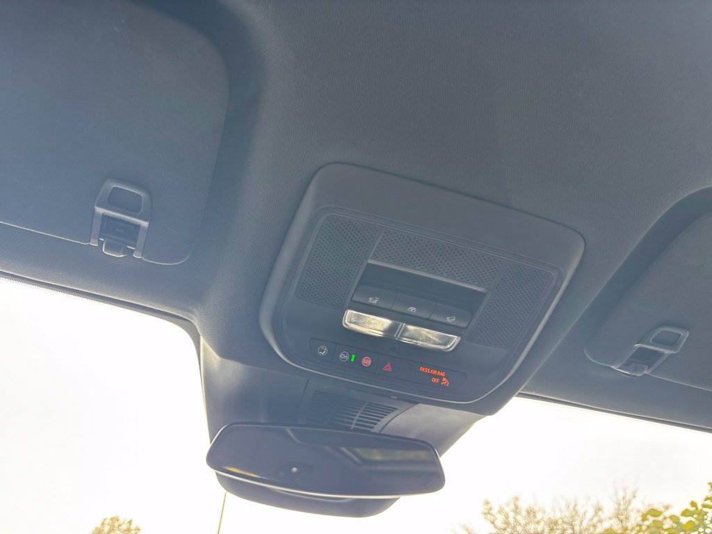 Used 2024 Chevrolet Blazer EV LT AWD/4WD image 15
