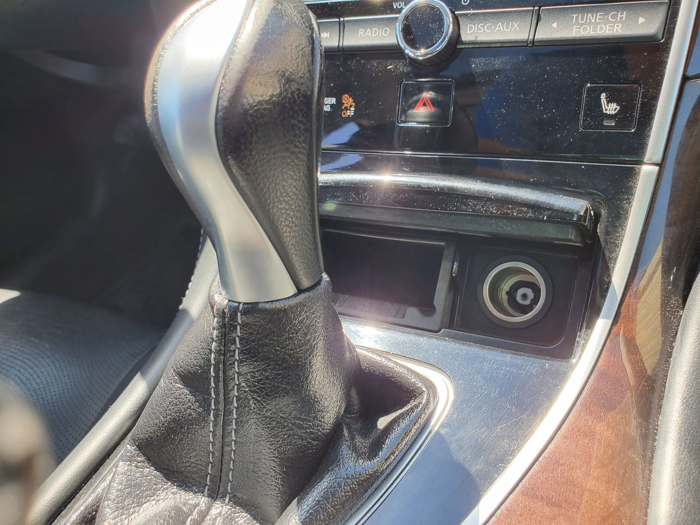 Used 2015 INFINITI Q50 Premium w/ Deluxe Touring Package AWD/4WD image 42