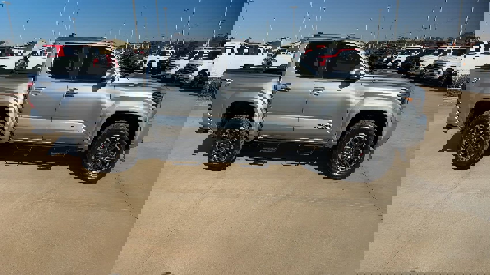 Used 2024 Toyota Tacoma TRD Sport image 2