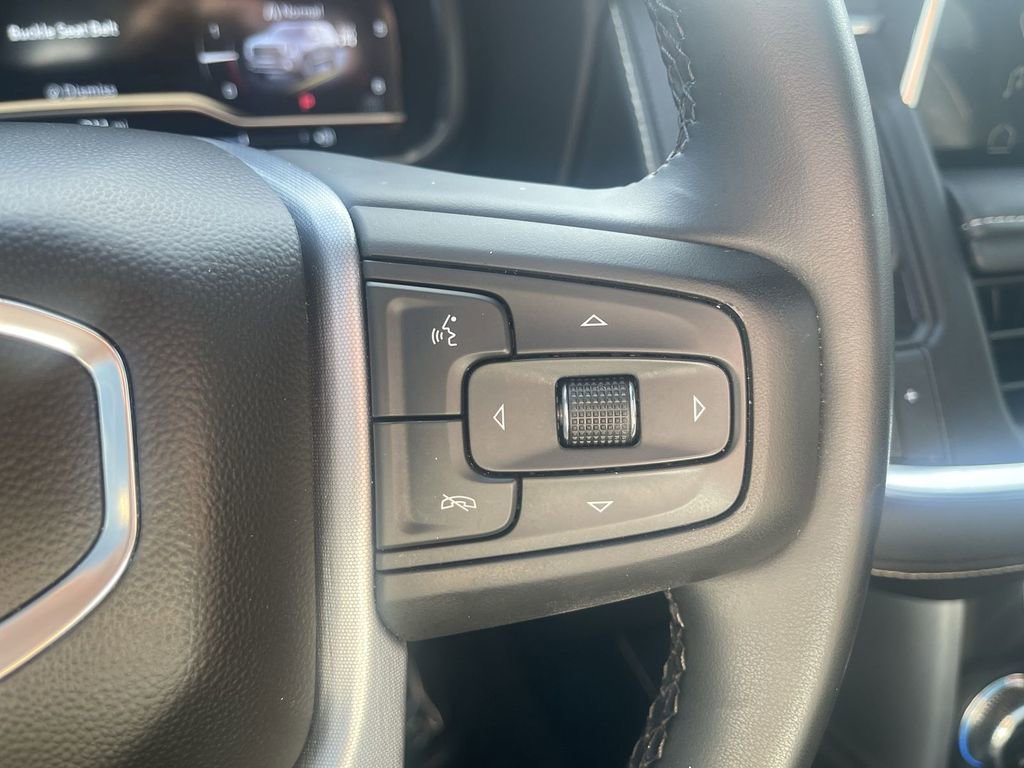 Used 2023 GMC Yukon SLT AWD/4WD image 12