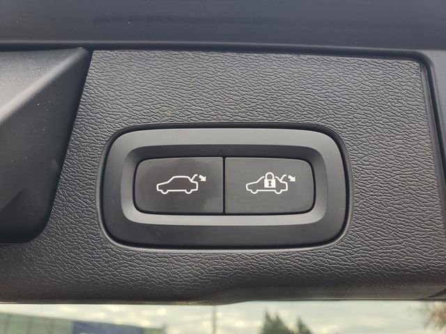 Certified 2022 Volvo XC60 B5 Inscription image 35