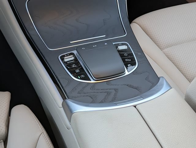 Used 2023 Mercedes-Benz GLC 300 4MATIC Coupe image 13