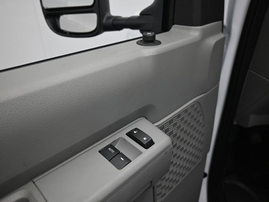 New 2026 Ford E-350 and Econoline 350 Super Duty w/ Power Equipment Group image 9