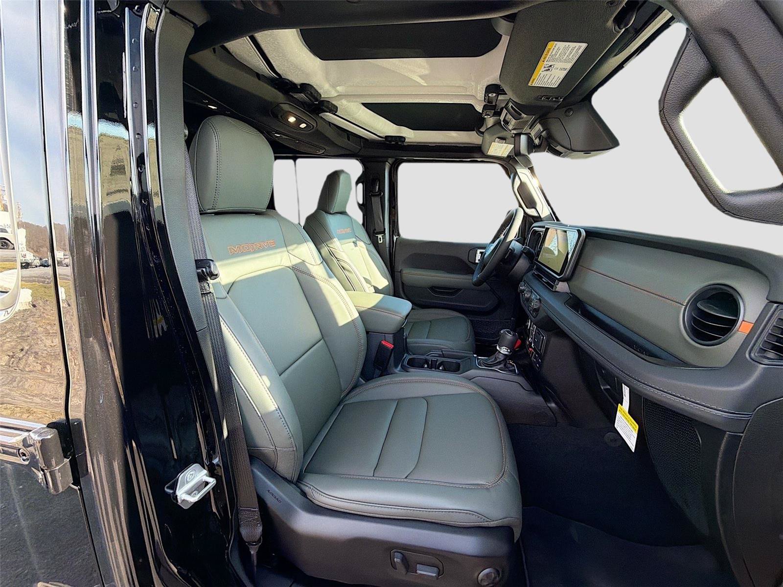 New 2026 Jeep Gladiator Mojave AWD/4WD image 28
