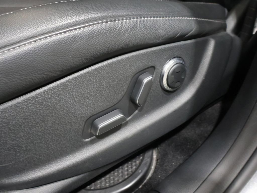 Used 2025 Genesis GV80 2.5T Standard image 11