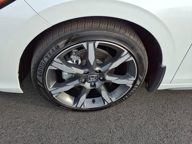 Certified 2025 Honda Civic Sport Touring image 5