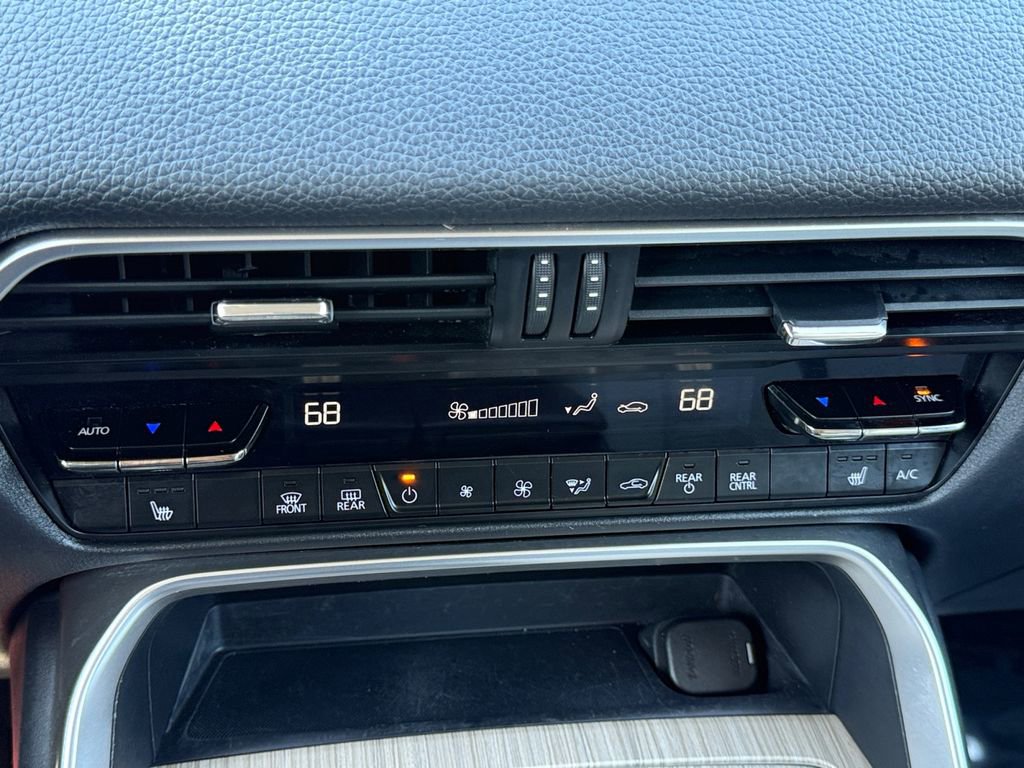 Used 2024 MAZDA CX-90 Plug-In Hybrid w/ Preferred image 17