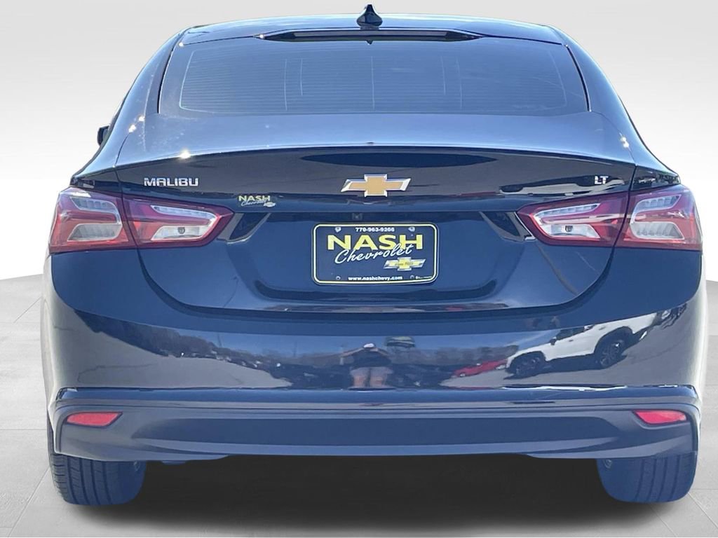 Used 2021 Chevrolet Malibu LT image 4