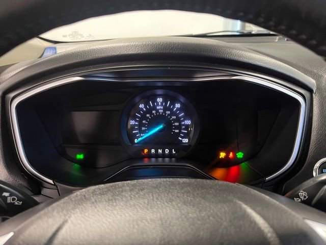 Used 2019 Ford Fusion Energi Titanium FWD image 25