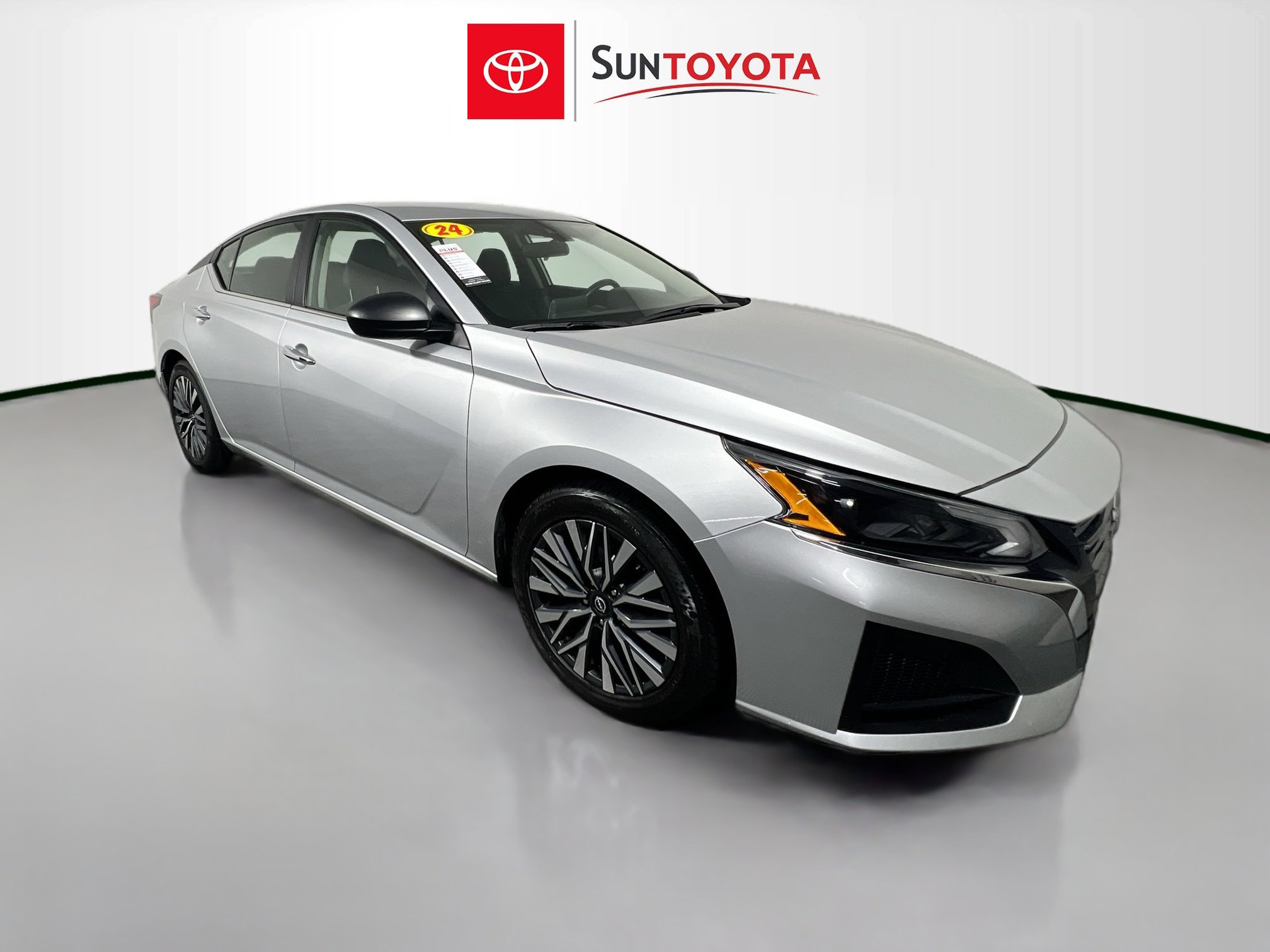 Used 2024 Nissan Altima 2.5 SV