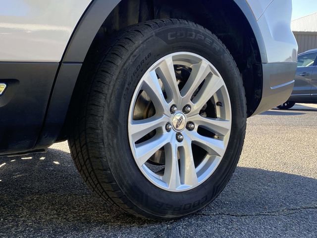 Certified 2019 Ford Explorer XLT w/ Equipment Group 202A image 11