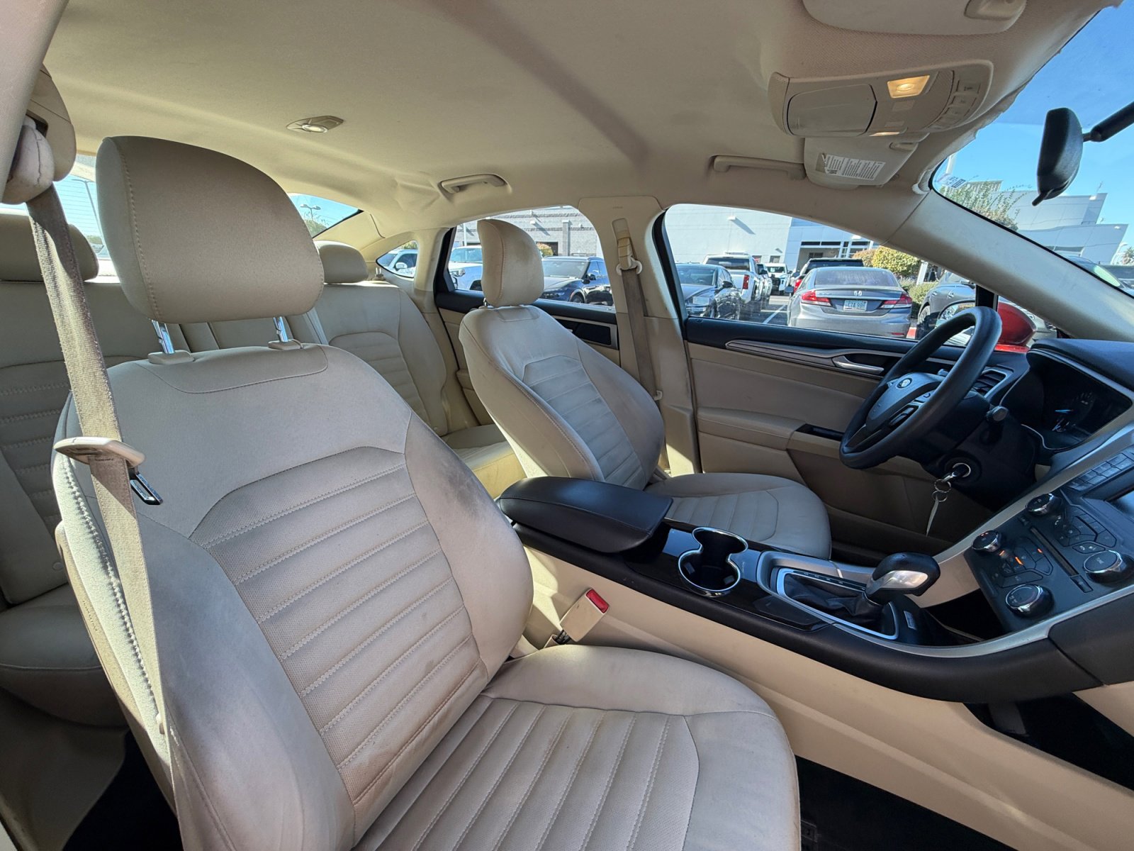 Used 2014 Ford Fusion SE image 19