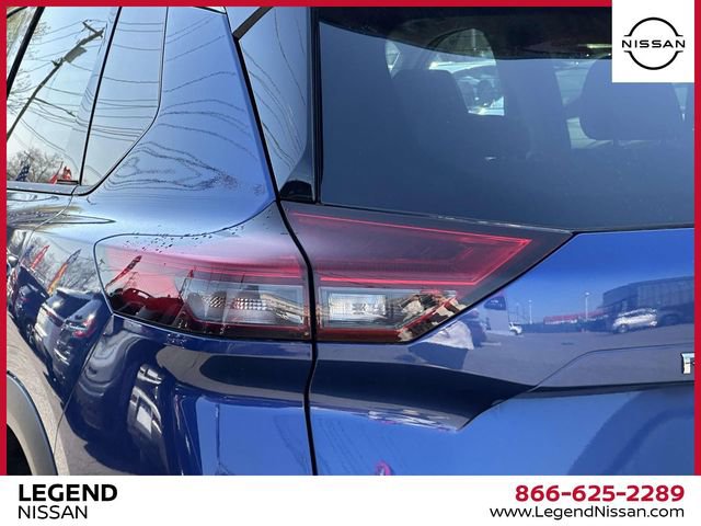 Used 2023 Nissan Rogue SL image 12