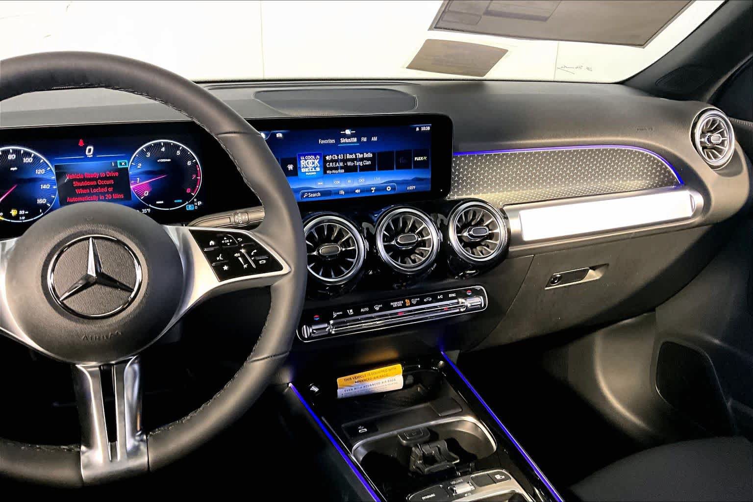 New 2026 Mercedes-Benz GLB 250 4MATIC image 8