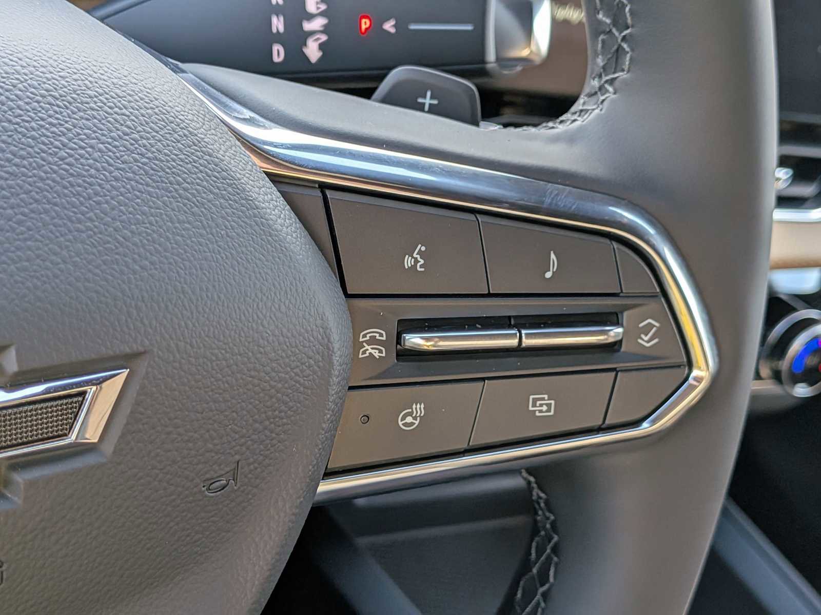 New 2026 Chevrolet Equinox ACTIV w/ Convenience Package III image 25