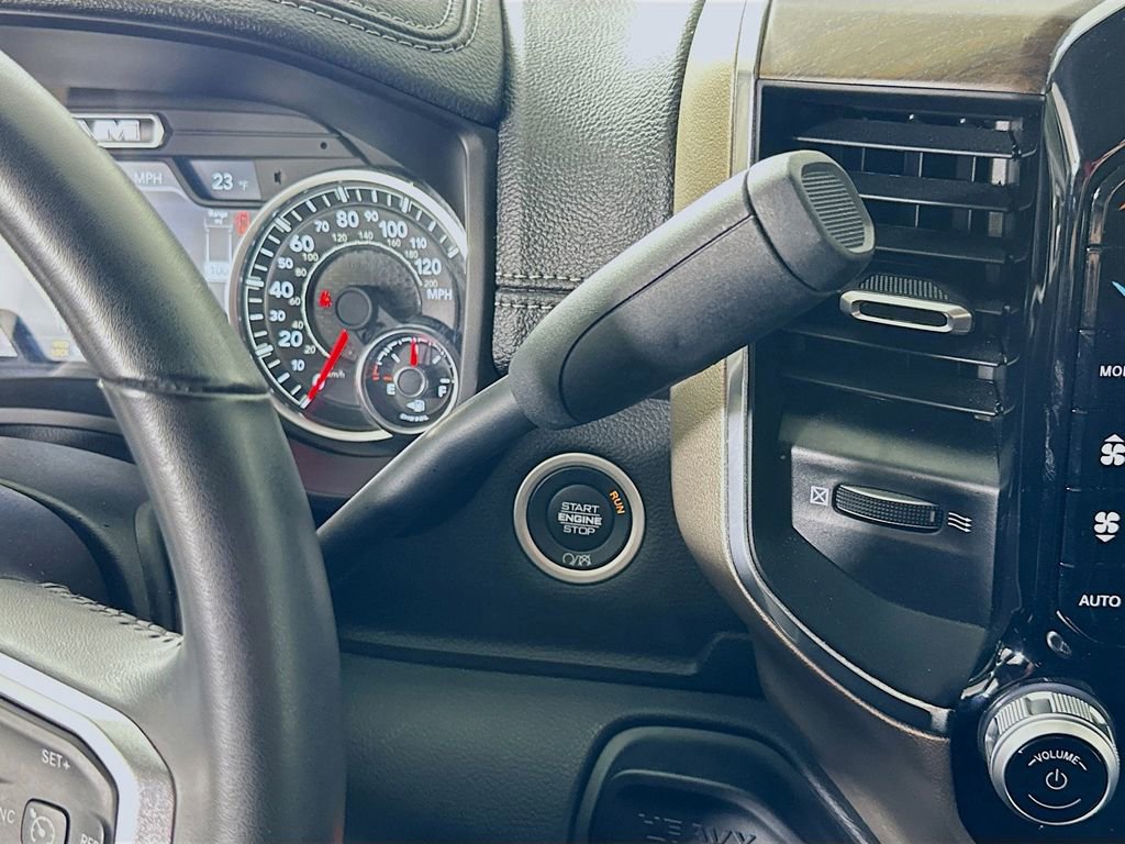 Used 2024 RAM 3500 Laramie w/ Towing Technology Group image 31