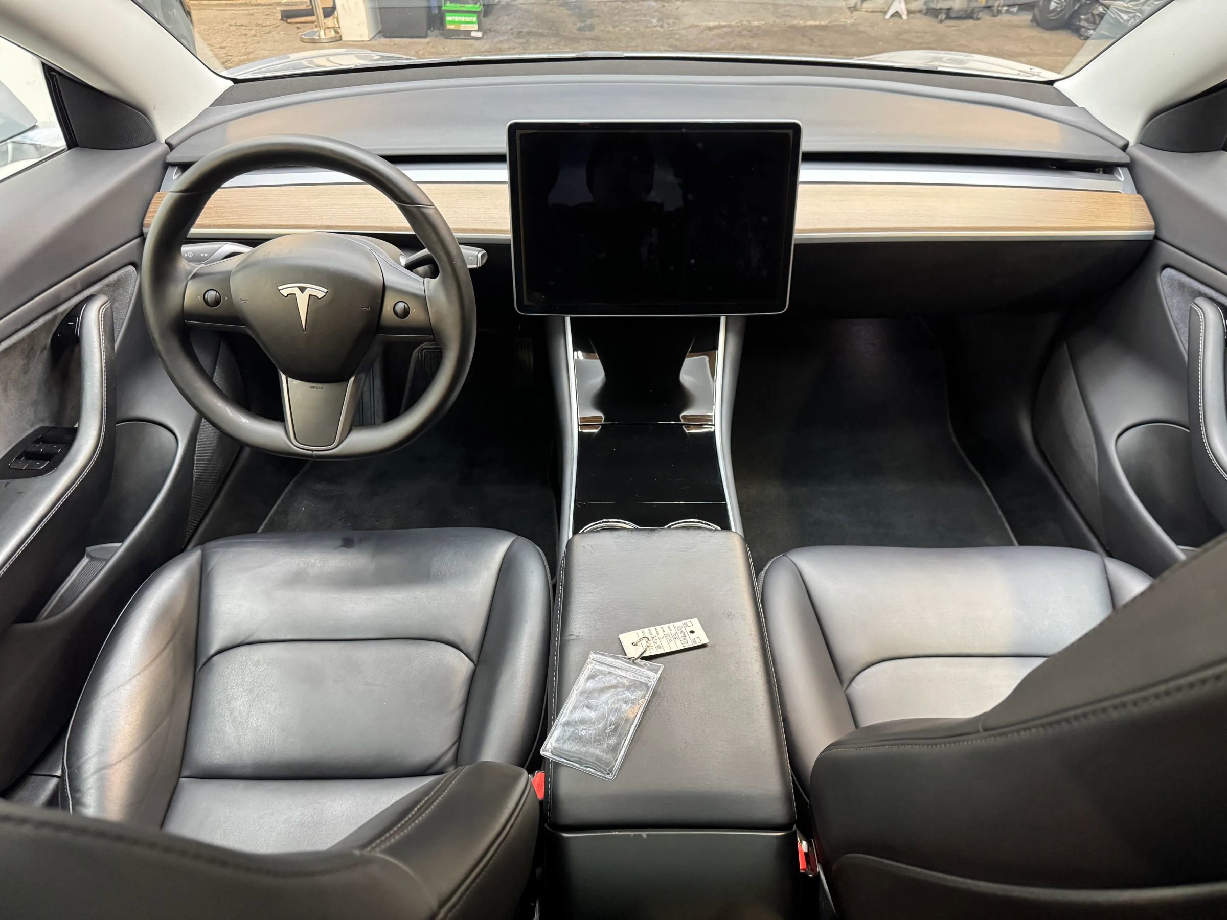 Used 2018 Tesla Model 3 Long Range image 16
