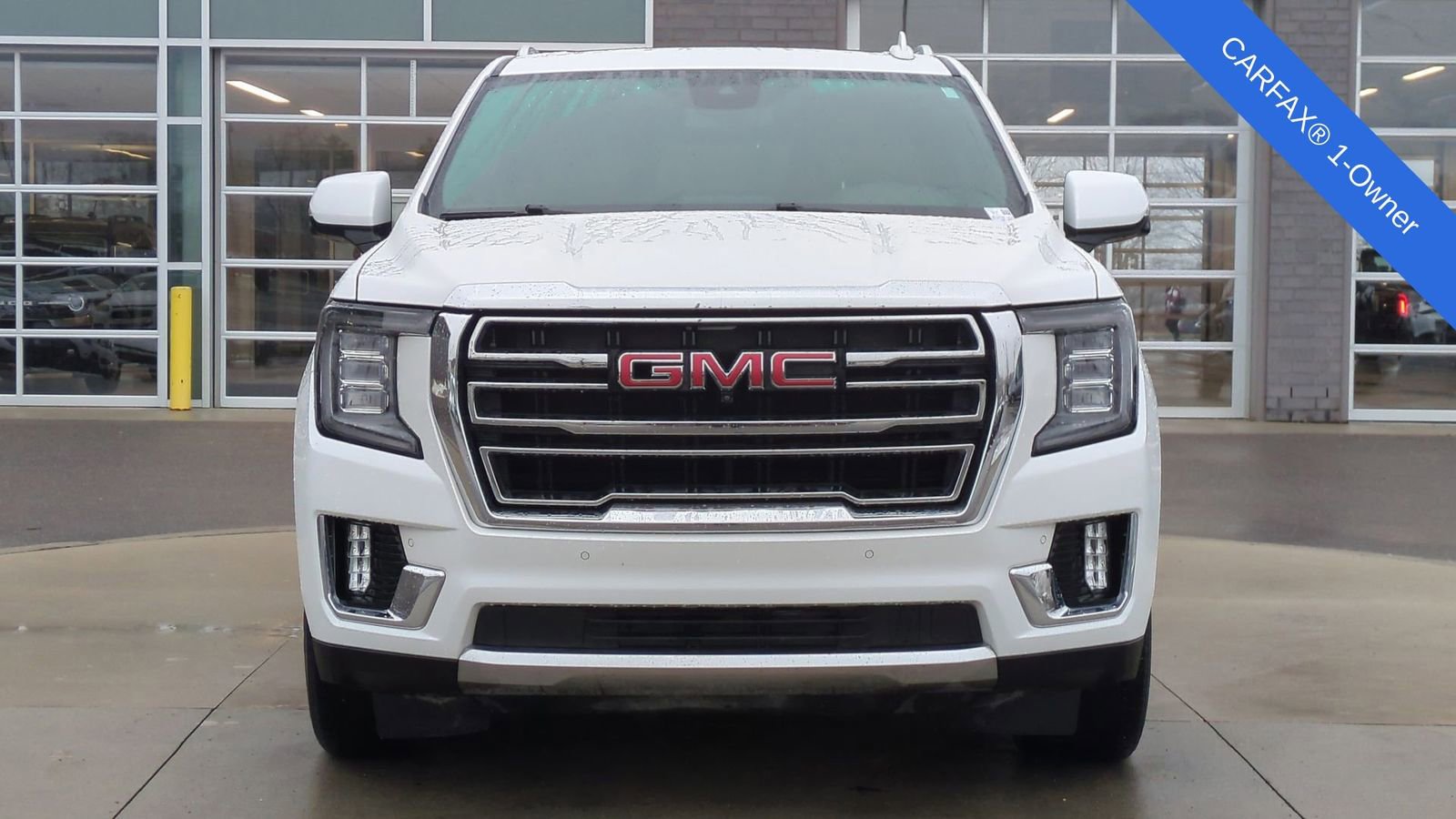 Used 2023 GMC Yukon XL SLT w/ SLT Premium Package image 10