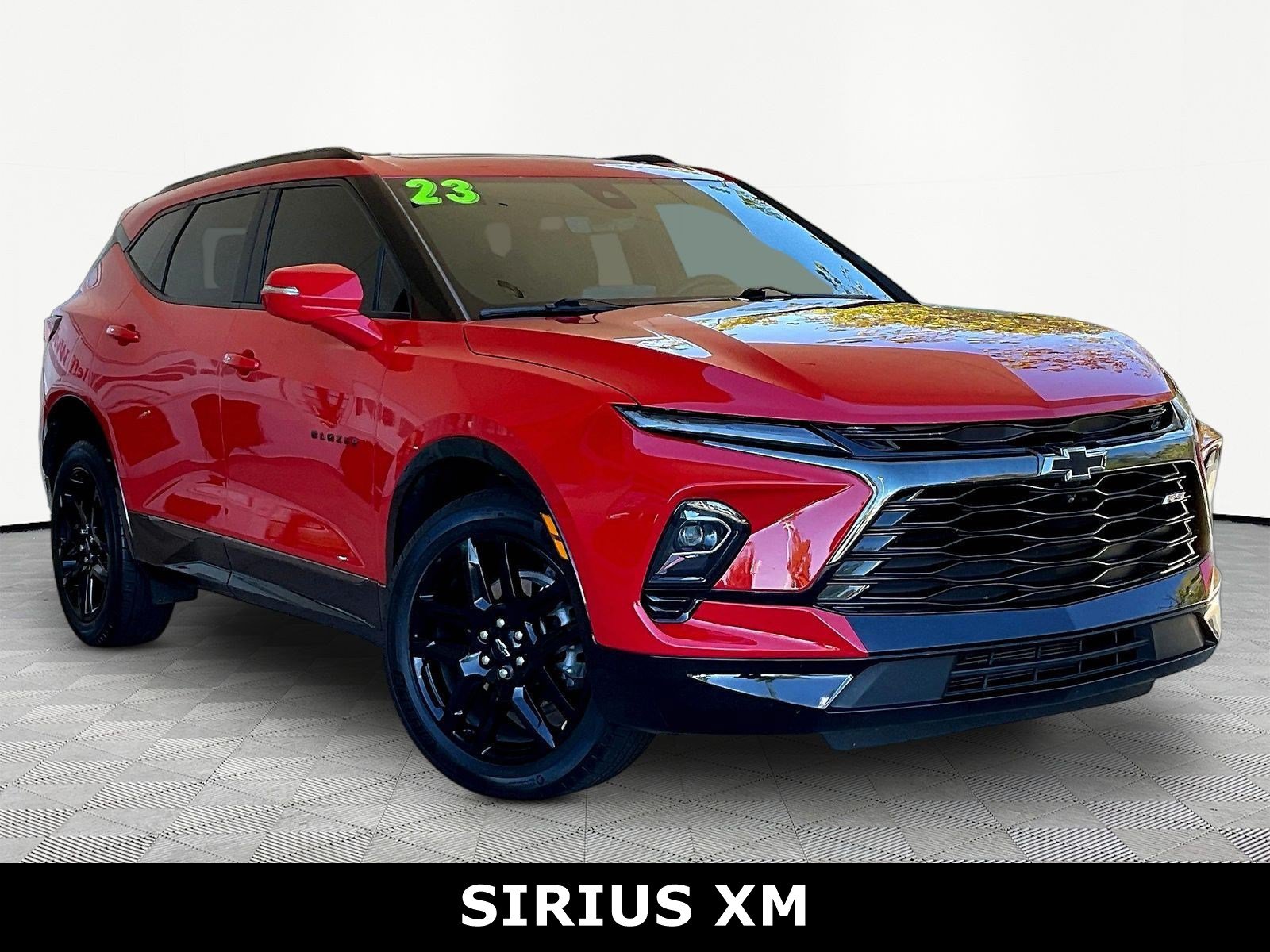 Used 2023 Chevrolet Blazer RS w/ Driver Confidence II Package FWD image 3