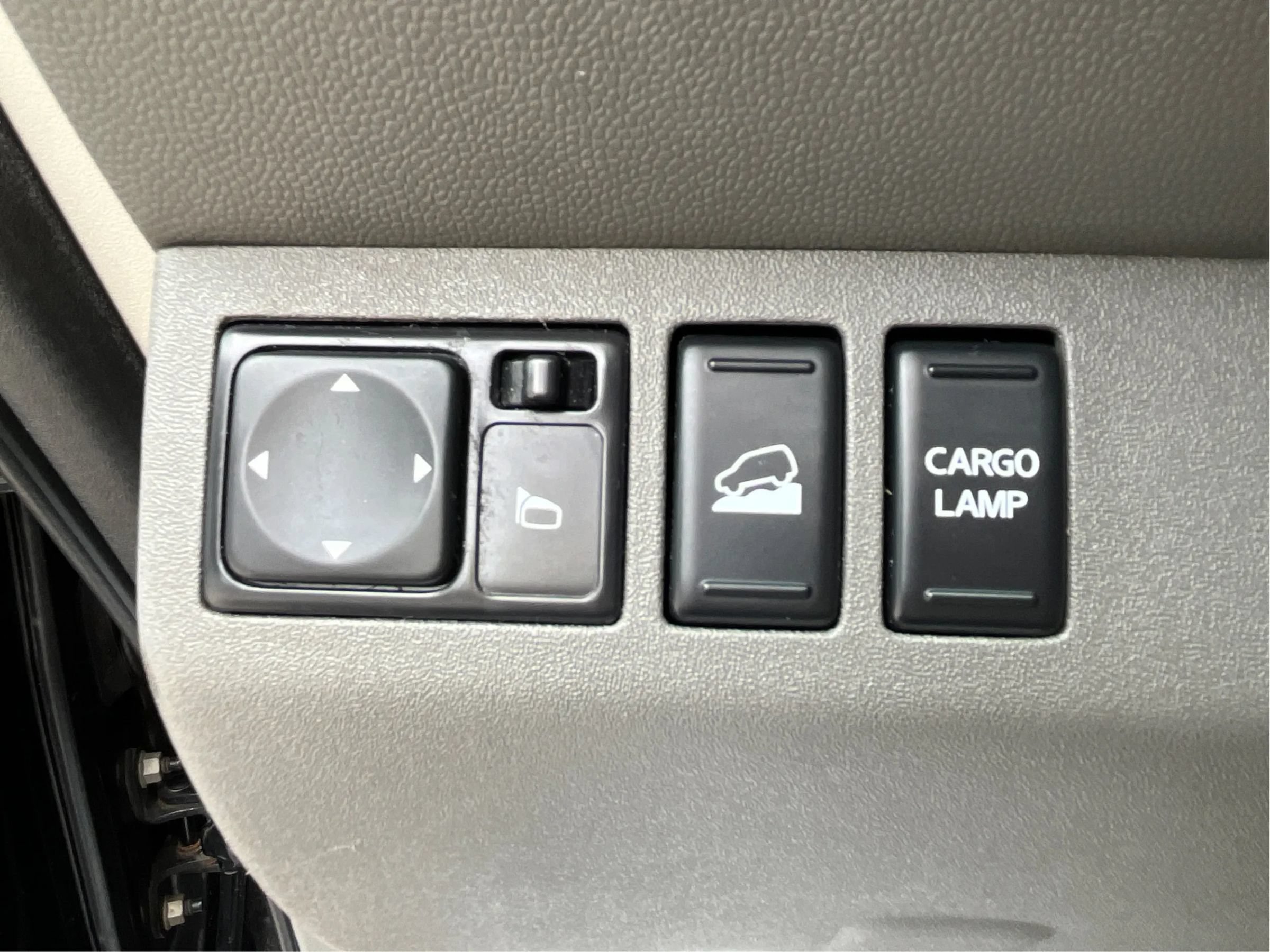 Used 2016 Nissan Frontier SV AWD/4WD image 28