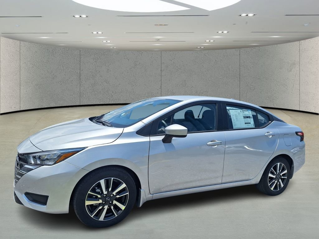 New 2025 Nissan Versa SV w/ Trunk Package