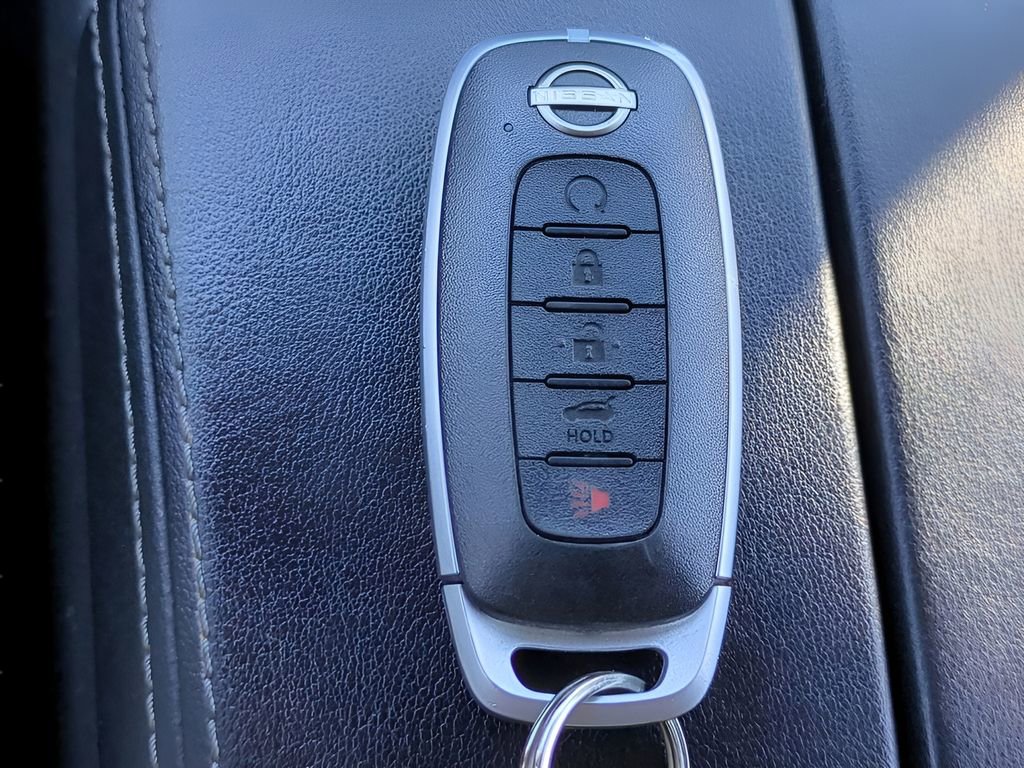 Certified 2024 Nissan Rogue SV image 29