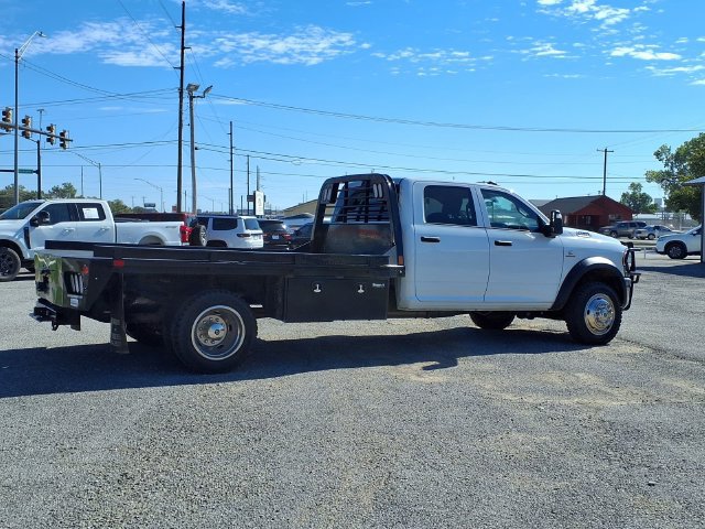 Used 2024 RAM 5500 Tradesman w/ Chrome Appearance Group AWD/4WD image 23