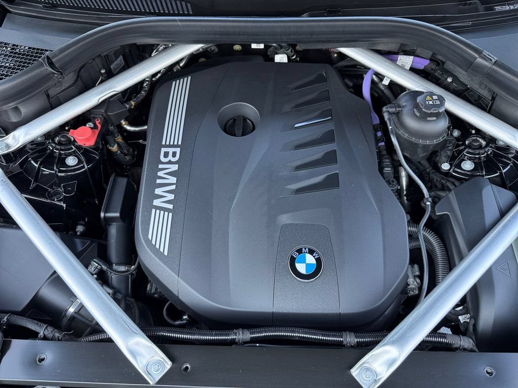 Used 2025 BMW X5 xDrive40i AWD/4WD image 37