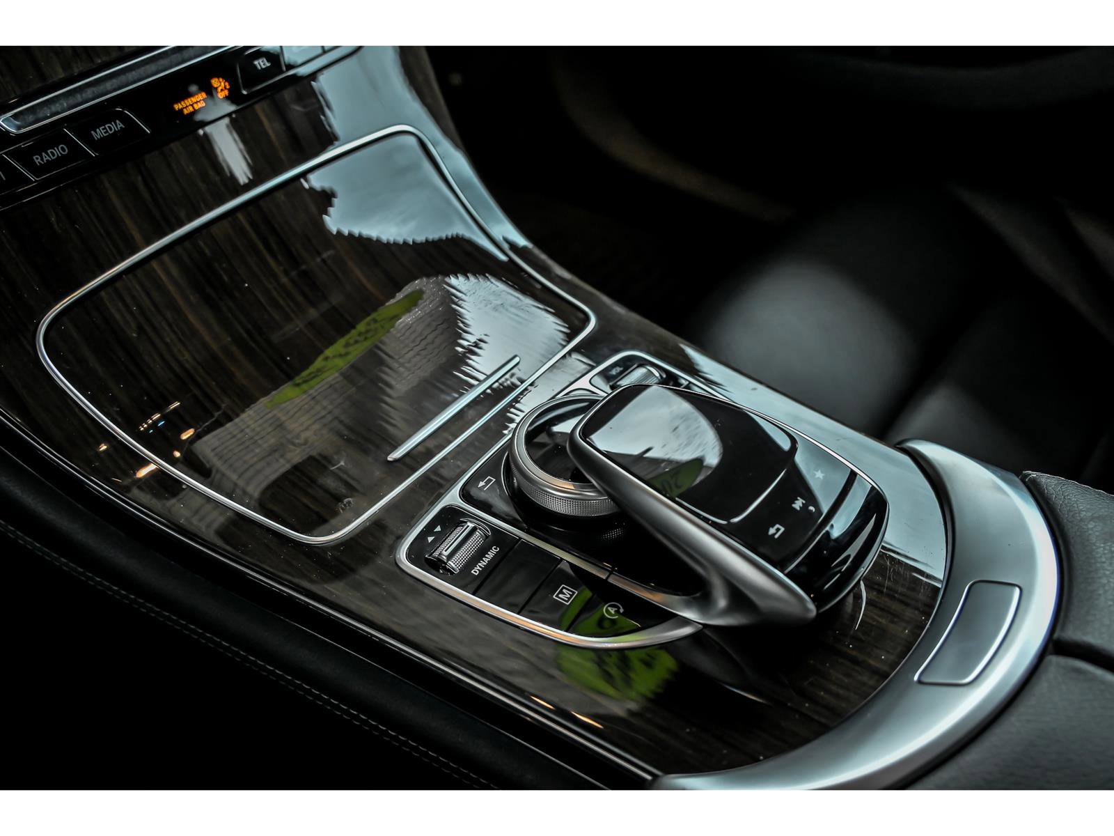 Used 2019 Mercedes-Benz GLC 300 4MATIC image 23