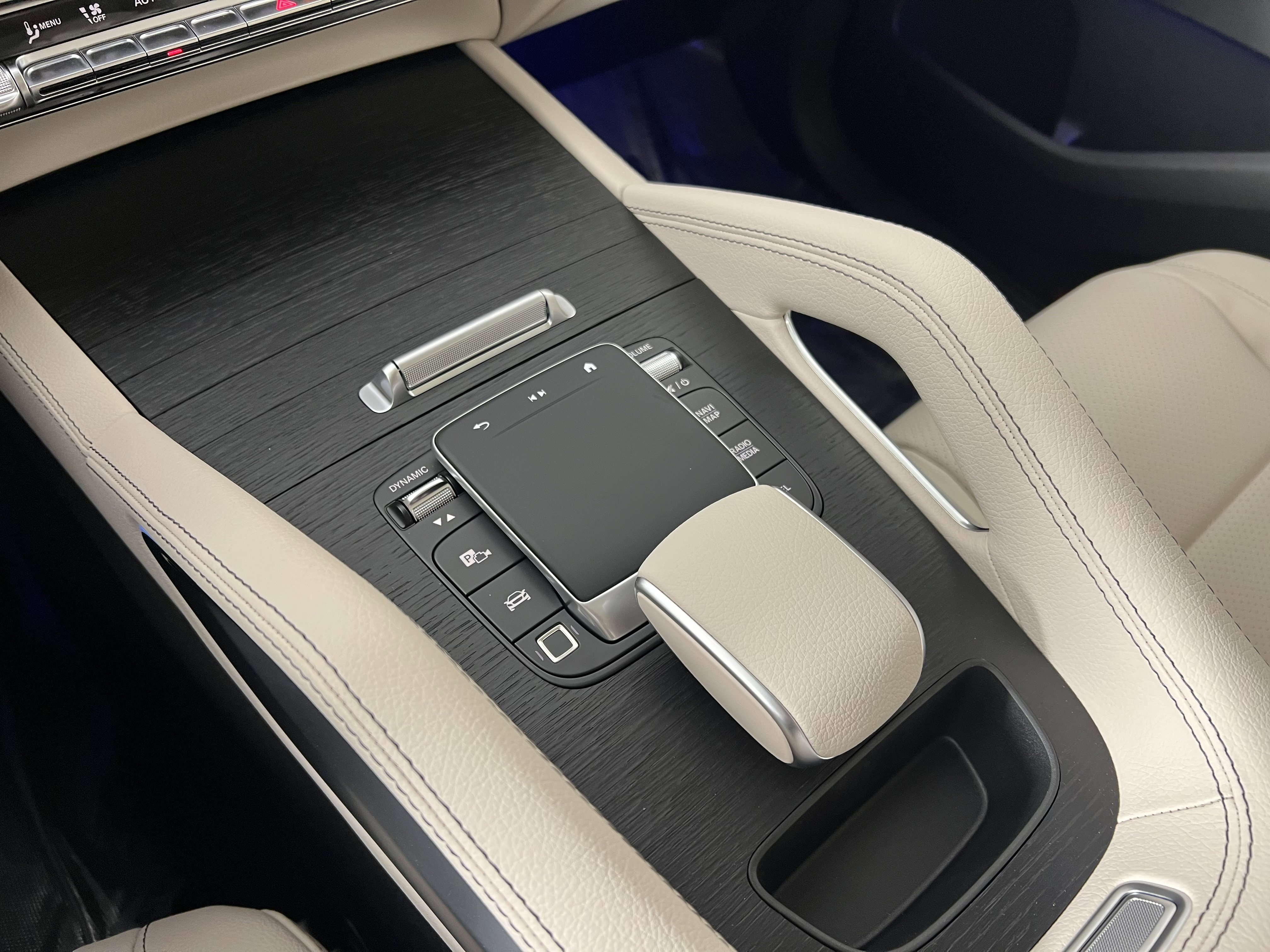 New 2026 Mercedes-Benz GLE 450 4MATIC image 32