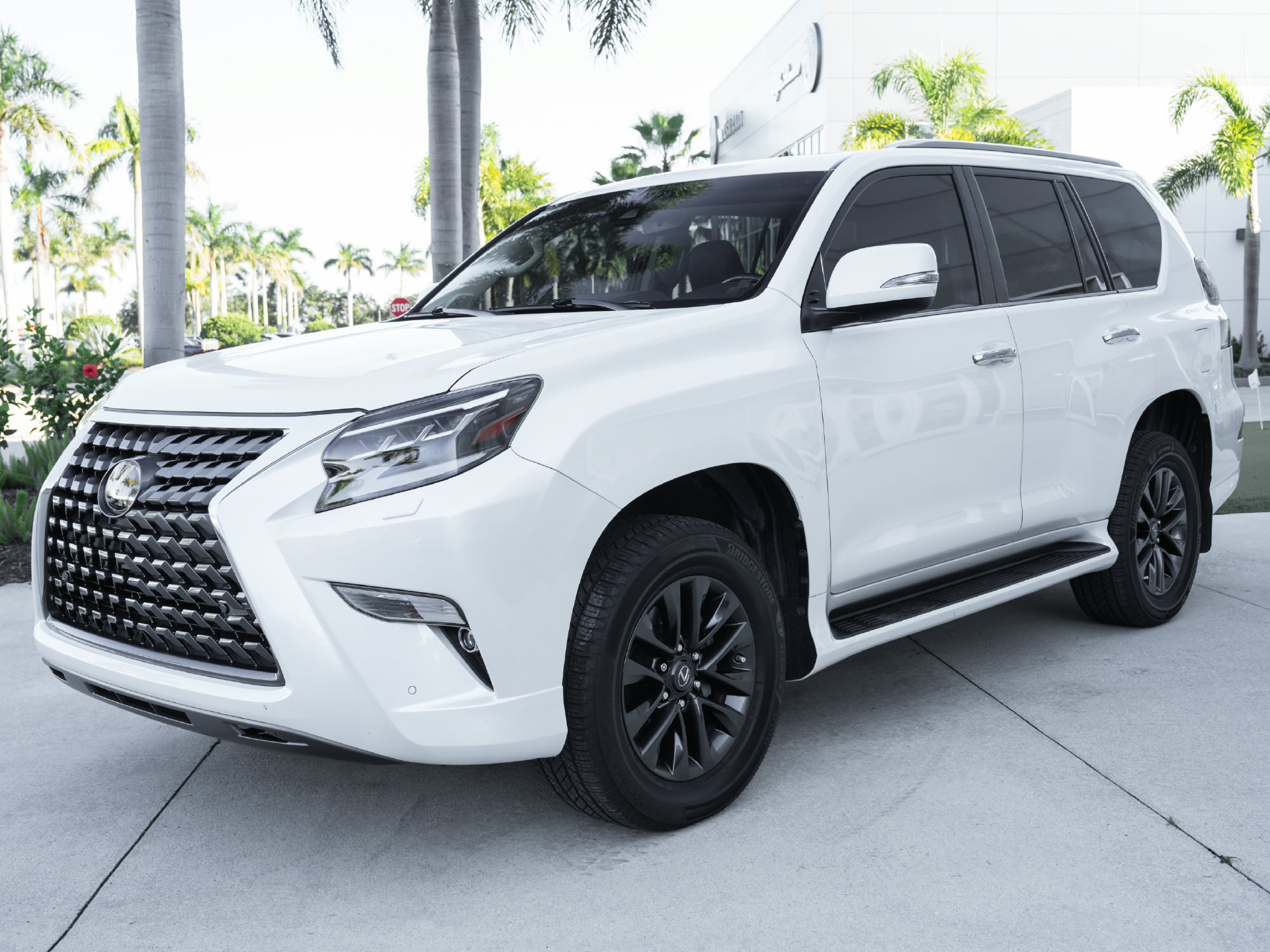 Used 2020 Lexus GX 460 Premium w/ Premium Package AWD/4WD image 6