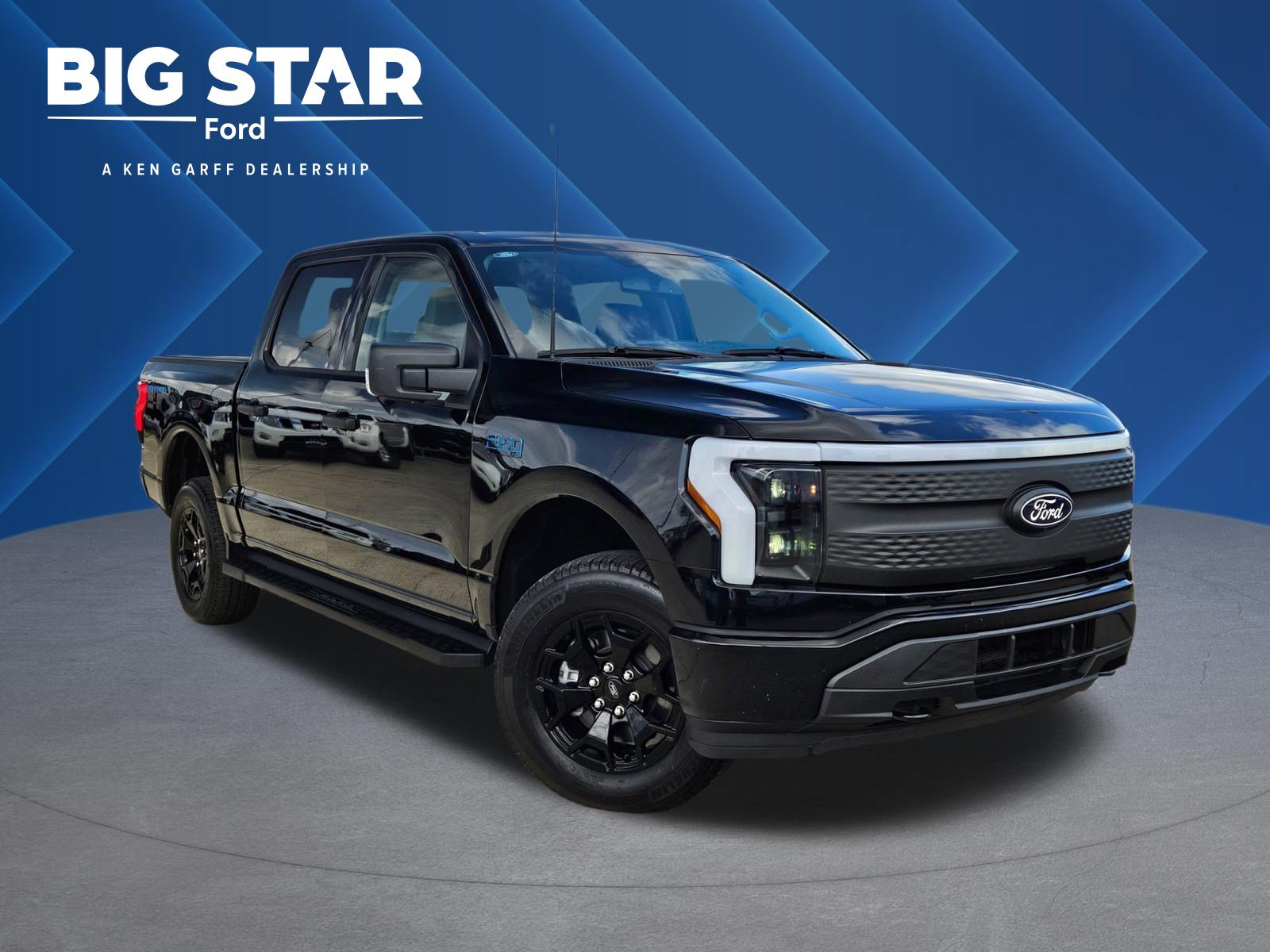 Used 2025 Ford F150 Lightning XLT image 1