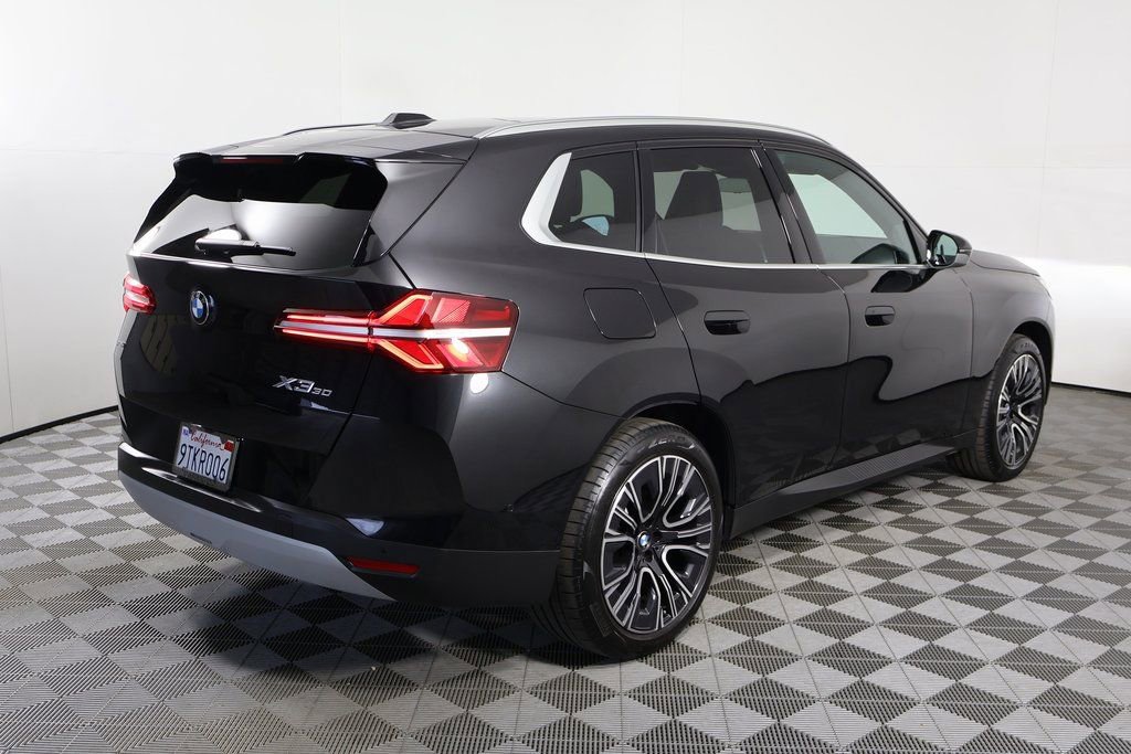 Used 2025 BMW X3 xDrive30i w/ Convenience Package image 4