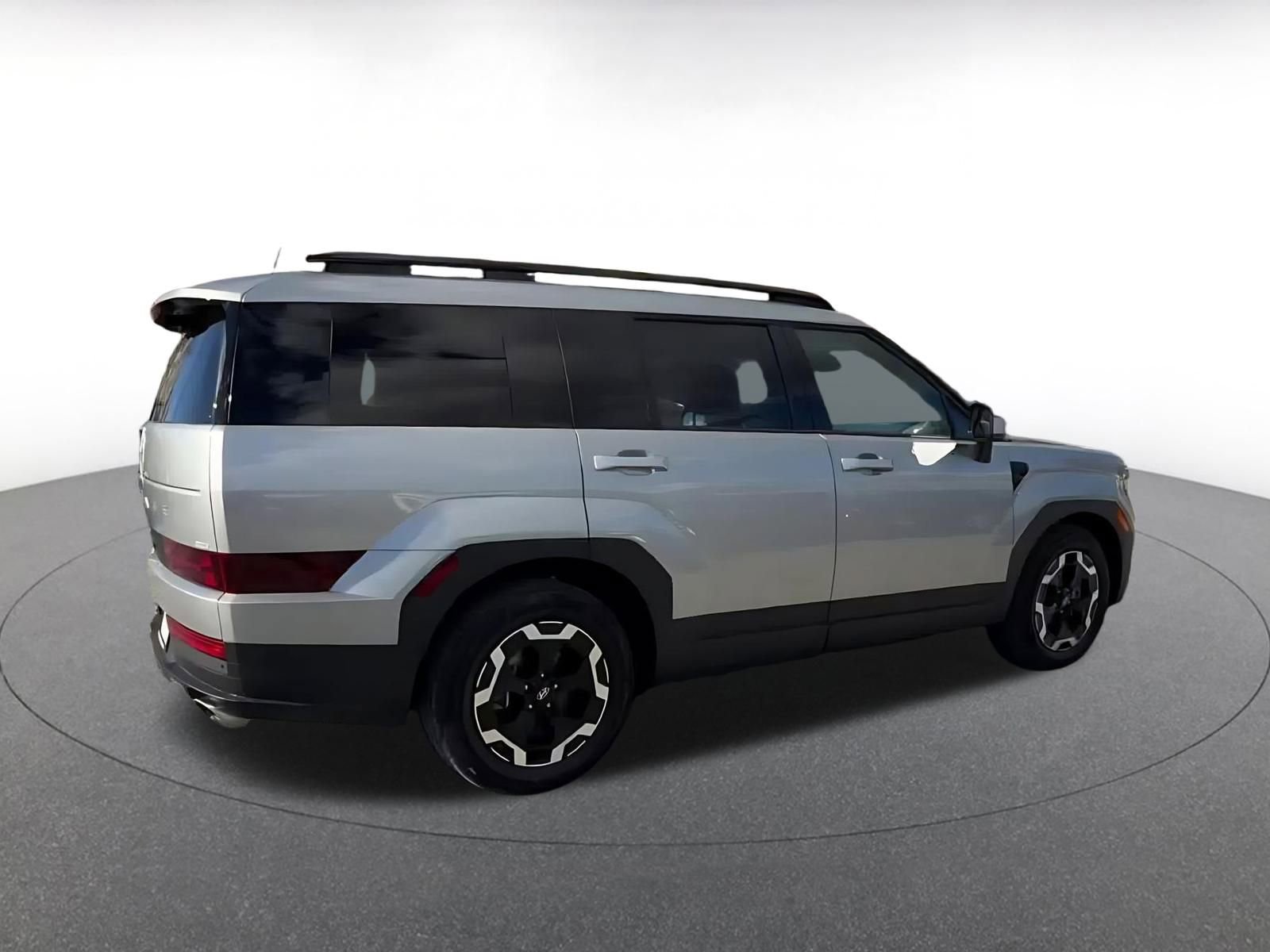 Used 2025 Hyundai Santa Fe SEL image 15