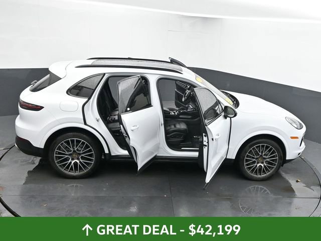 Used 2022 Porsche Cayenne image 68