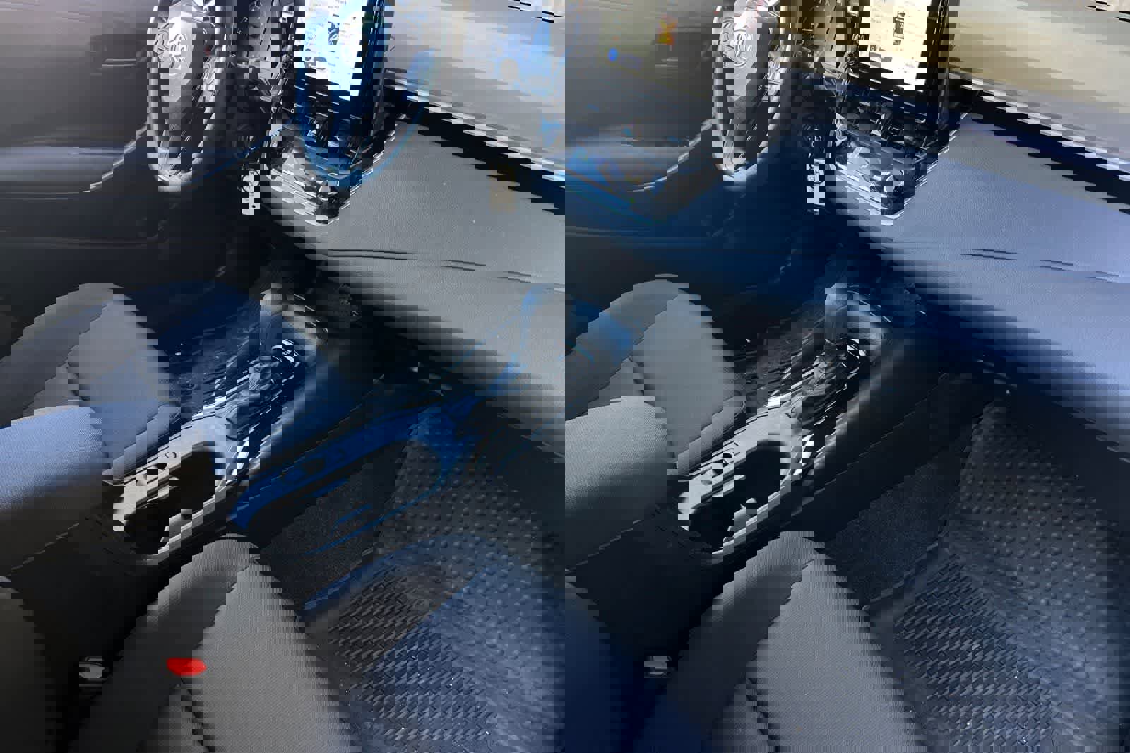 Used 2023 Toyota Corolla LE image 17