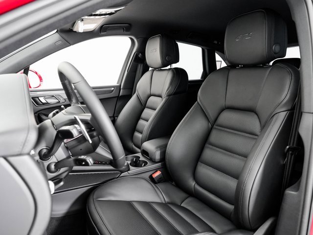 New 2026 Porsche Macan GTS image 5