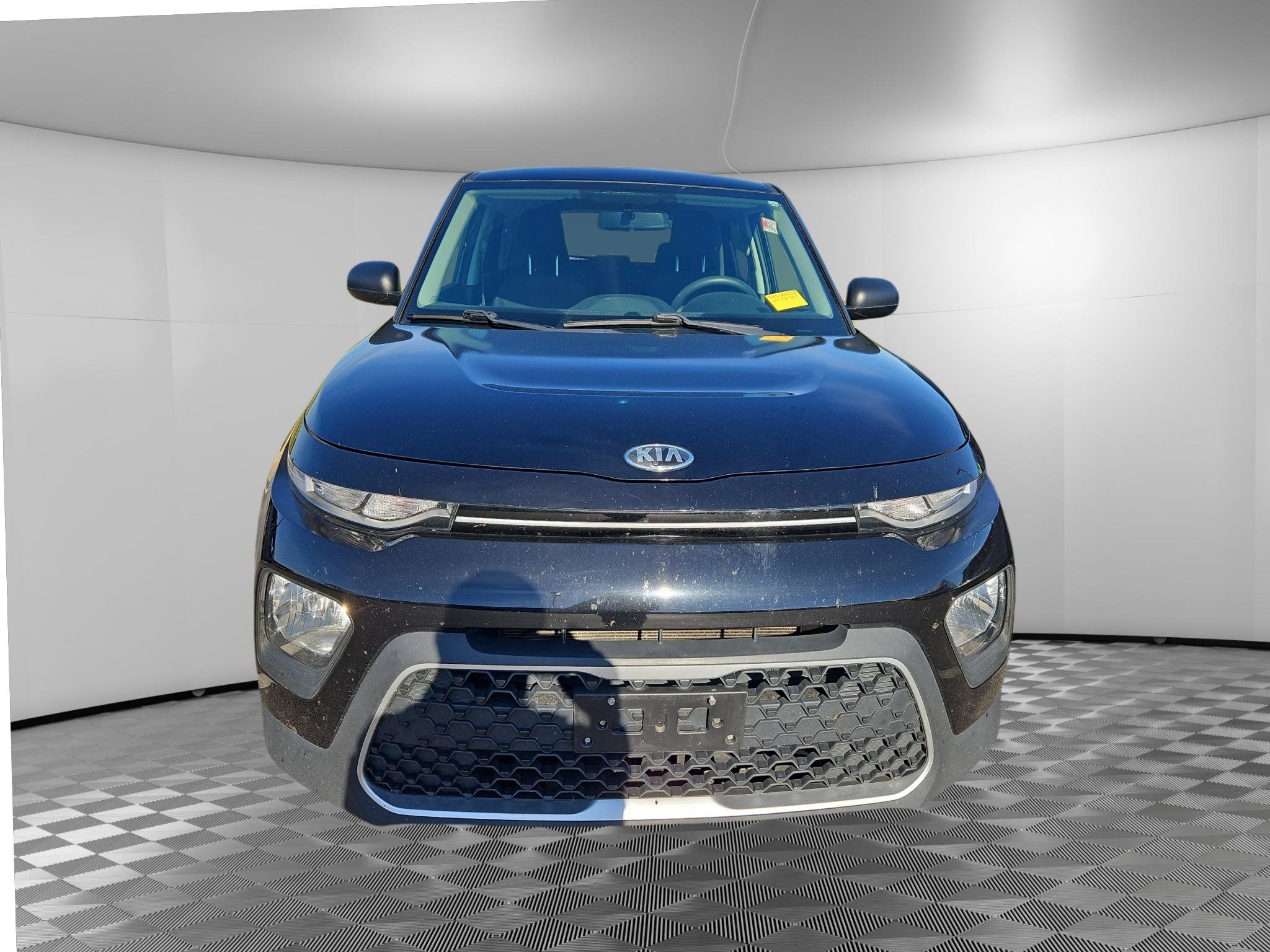 Used 2021 Kia Soul LX FWD image 2