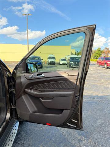 Used 2016 Mercedes-Benz GLE 400 4MATIC image 14